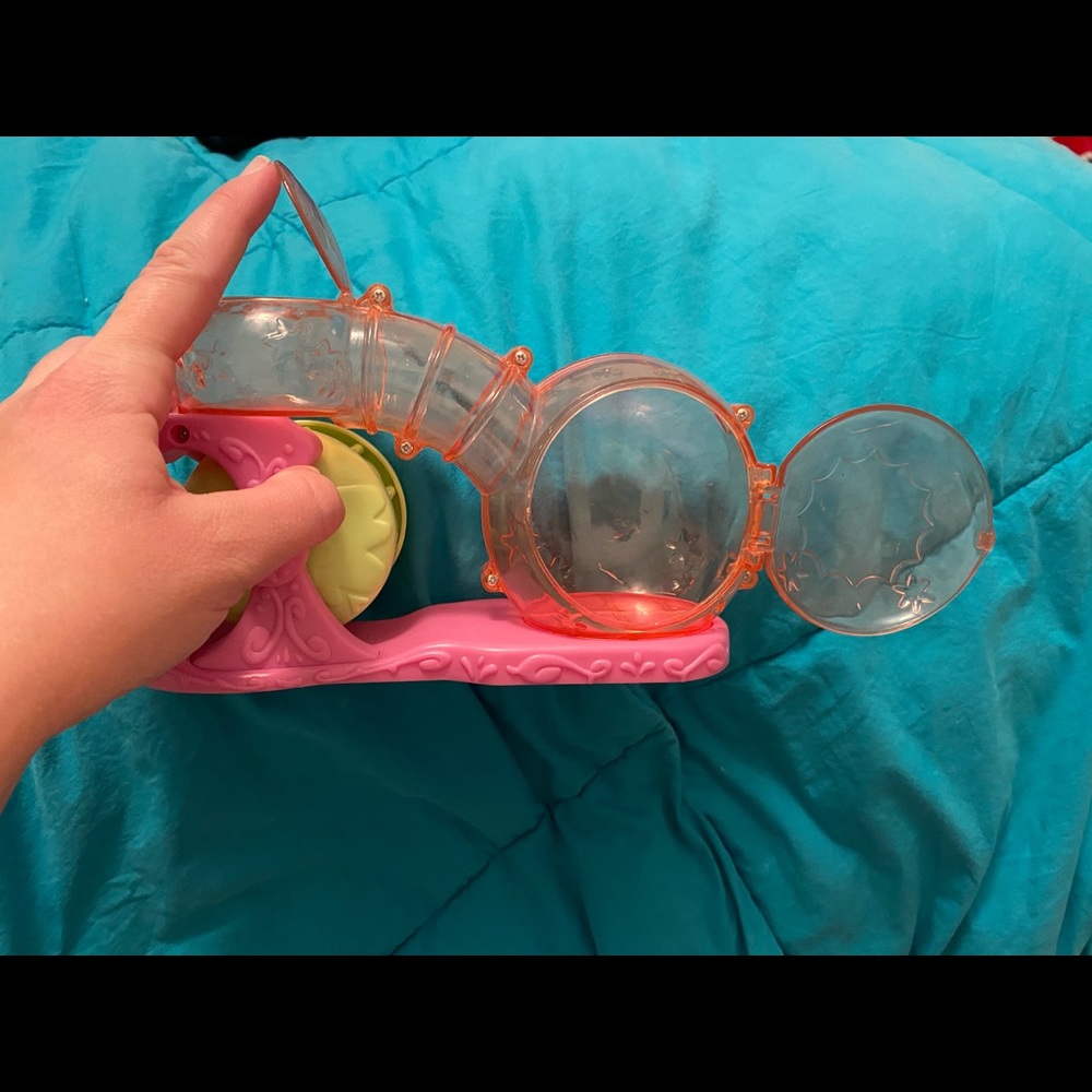 Littlest Pet Shop Sweetest Hide & Sweet